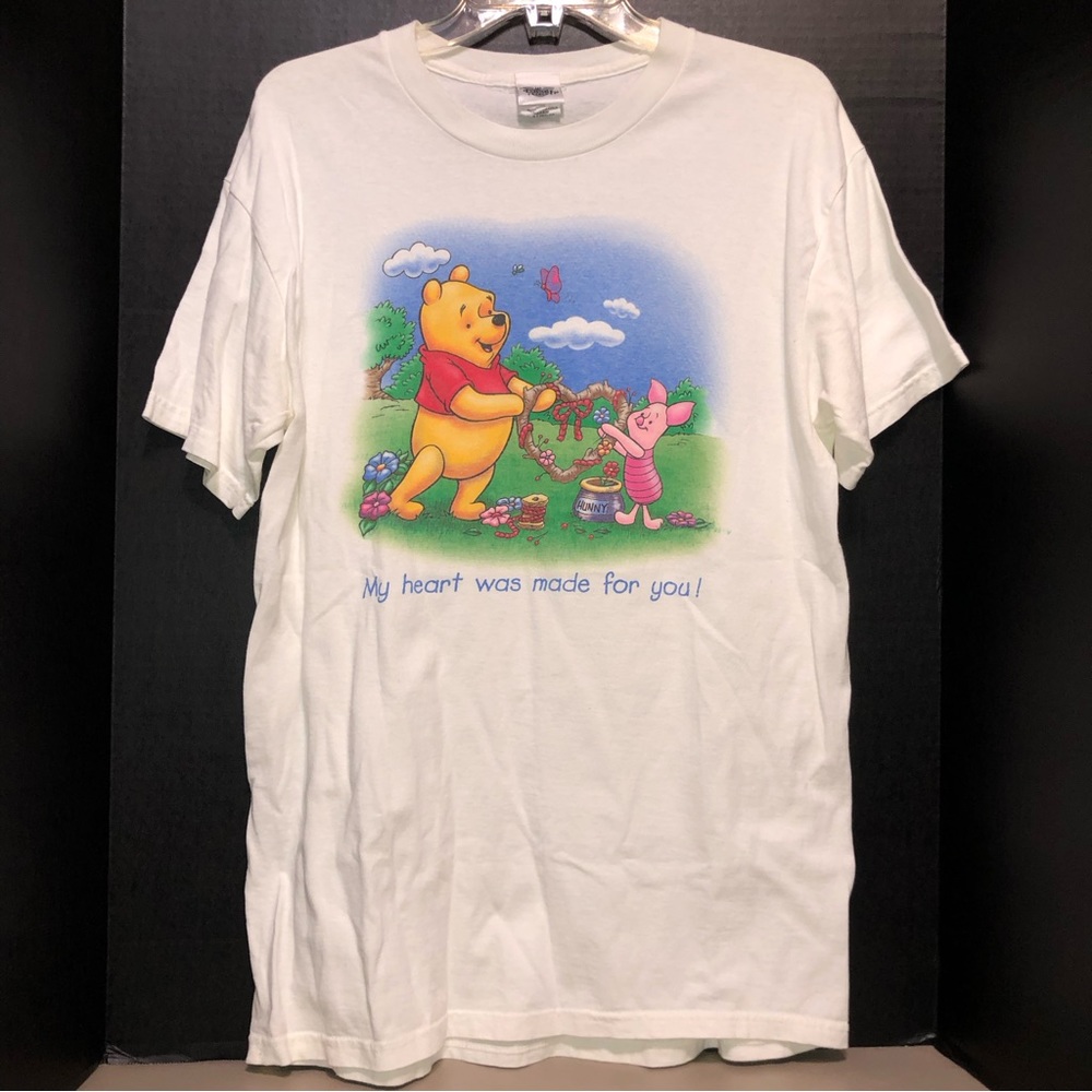 🐻🍯Vintage Winnie-the-Pooh Valentine’s T-Shirt *EUC*🍯🐻